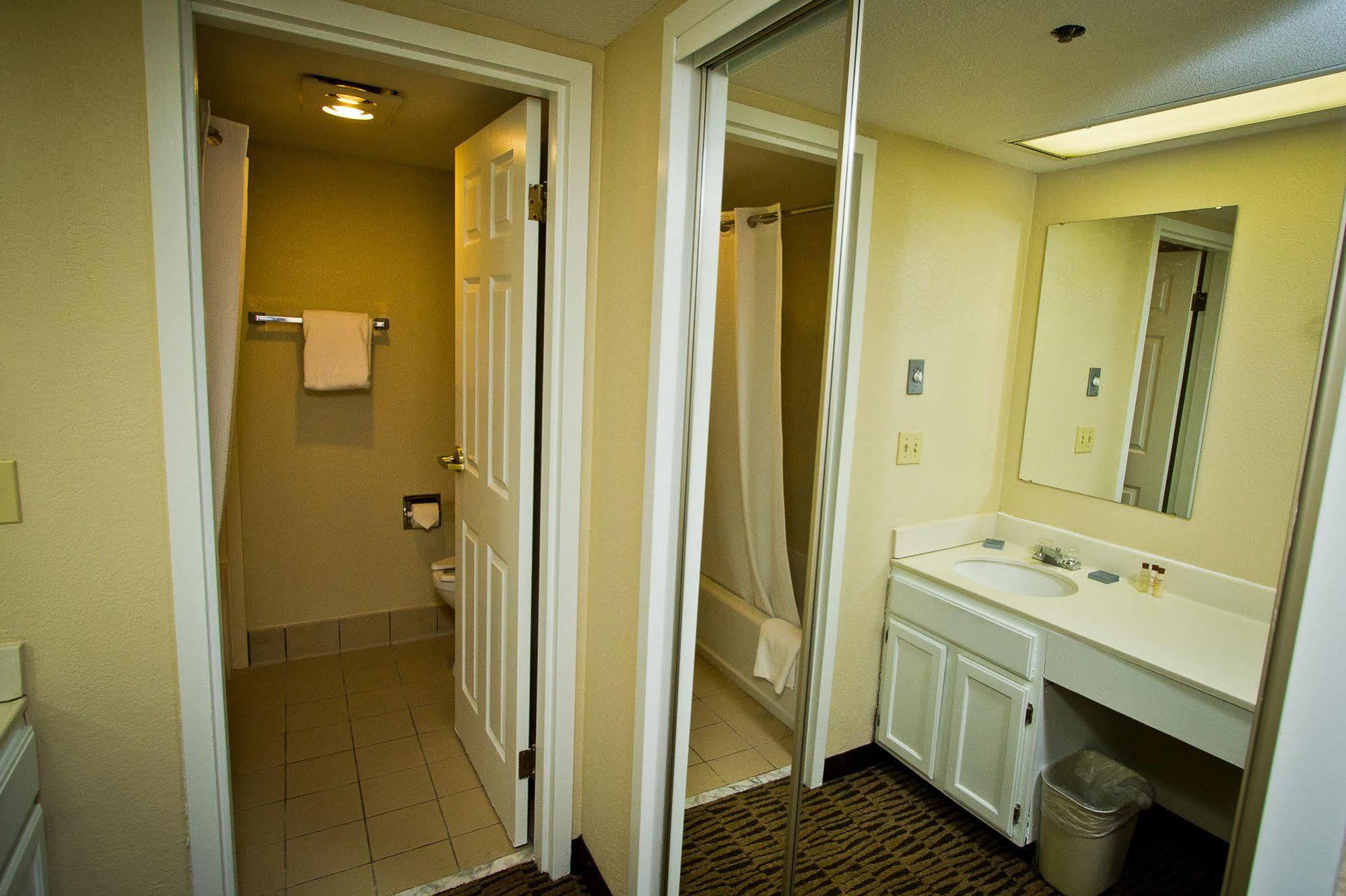 Suburban Extended Stay Hotel Omaha Dış mekan fotoğraf